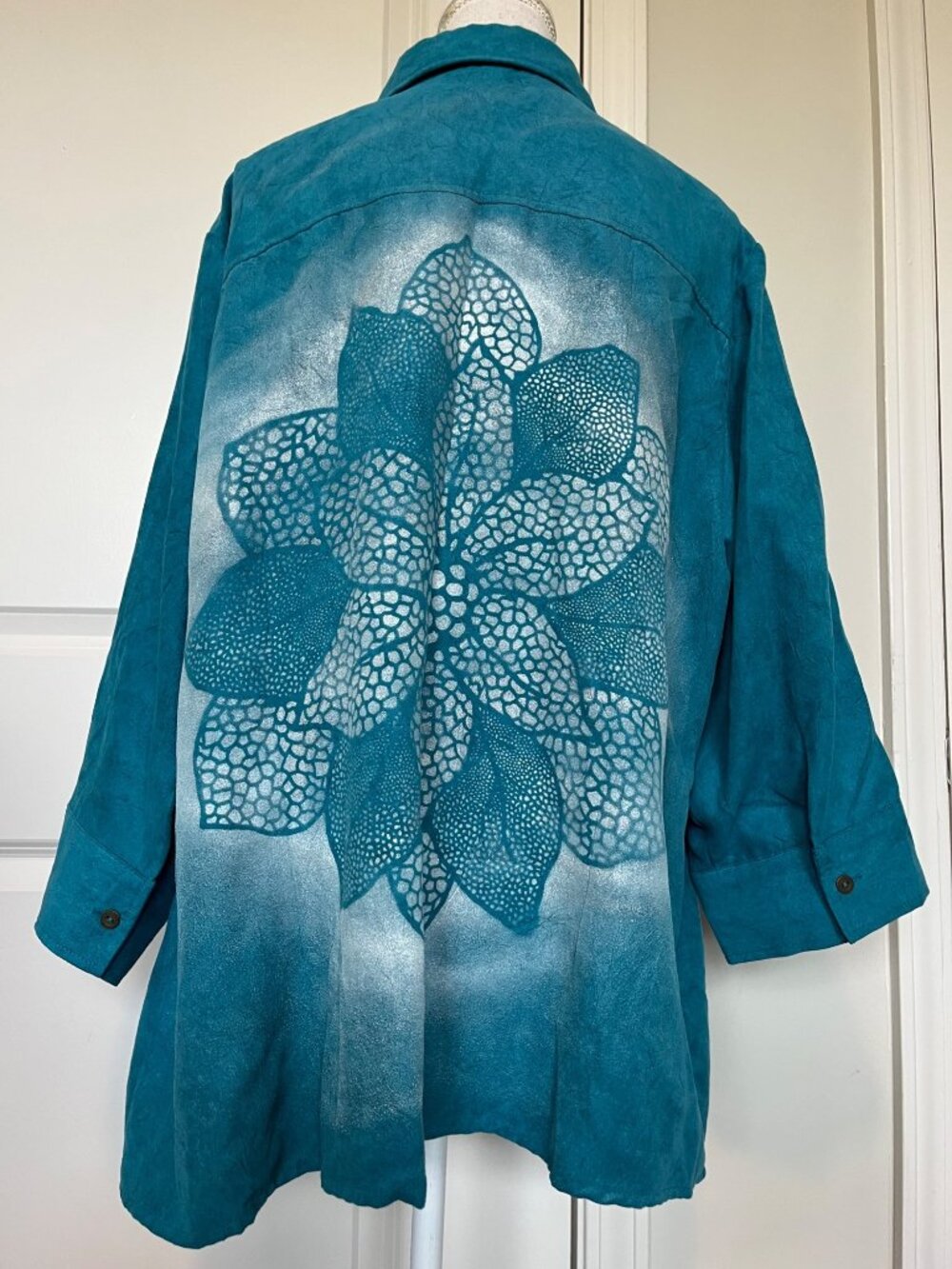 Requirements Woman 3X Teal Button-Up Shirt Soft Custom White Floral Back Design